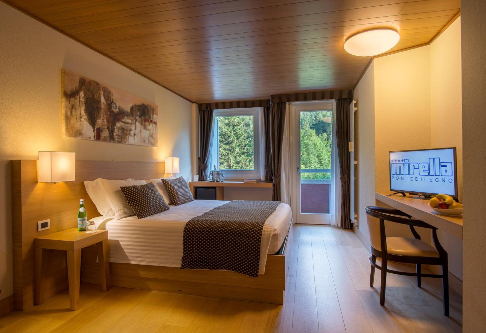 Hotel Mirella Понте-ди-Леньо Экстерьер фото